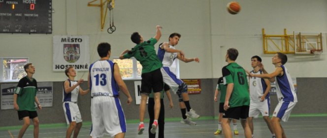 Basketbalové reprezentace postupují