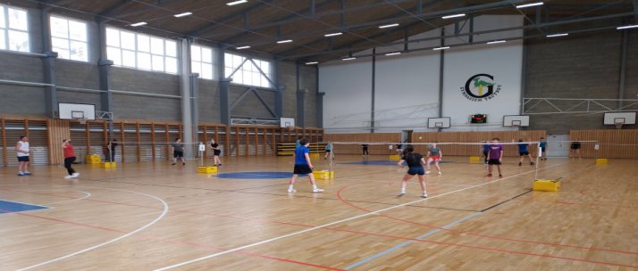 Rakety, pot a vítězná euforie: Druhý ročník badmintonové ligy zná své vítěze!