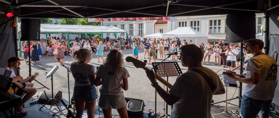 Artefon: Školní festival, který spojil generace i talenty